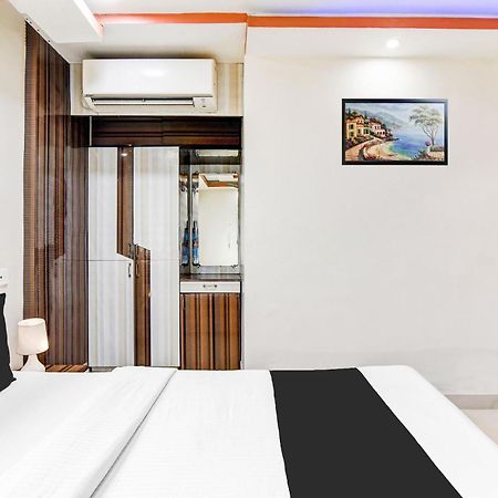 Super Hotel O Tagore Park Ruby Road Calcutta Buitenkant foto