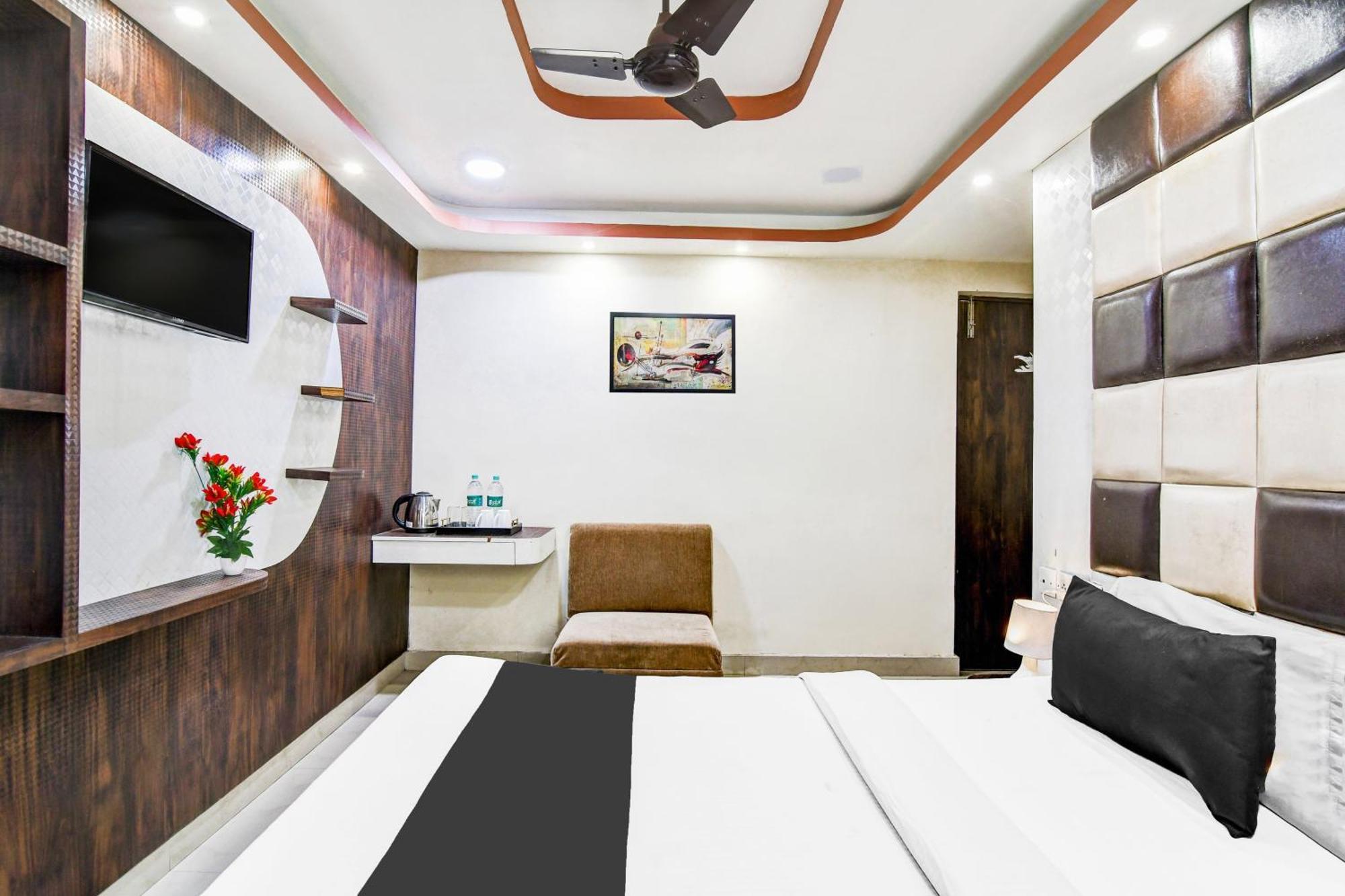 Super Hotel O Tagore Park Ruby Road Calcutta Buitenkant foto