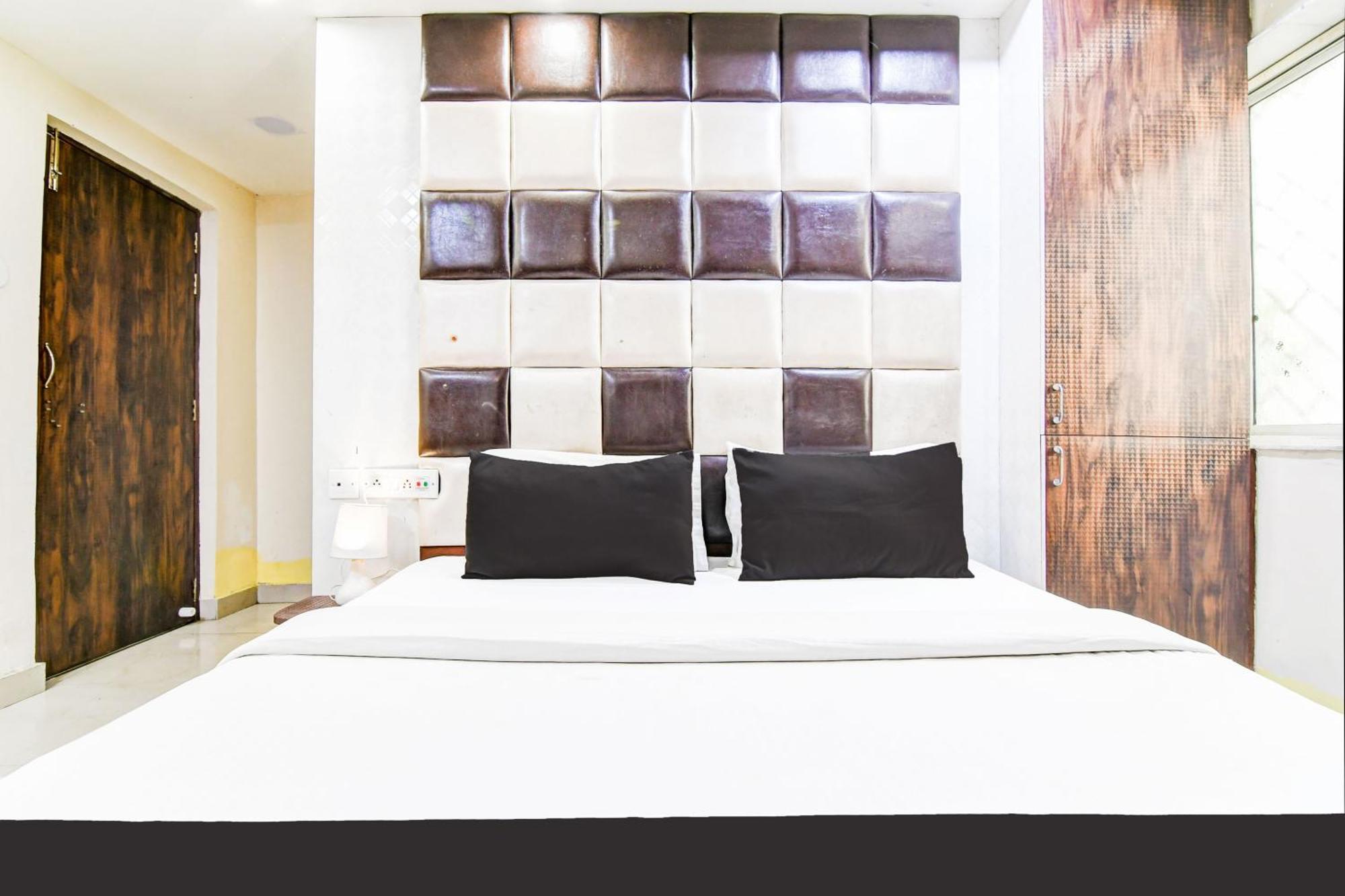 Super Hotel O Tagore Park Ruby Road Calcutta Buitenkant foto