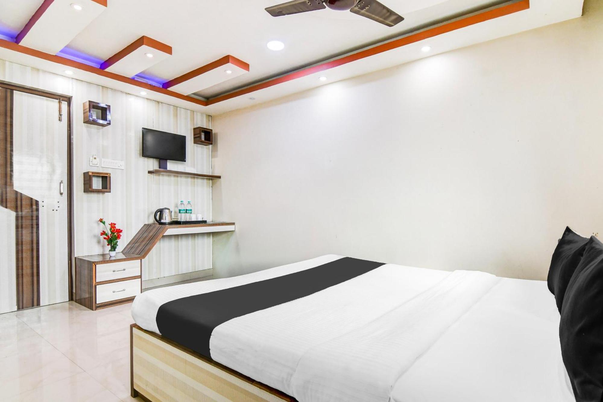 Super Hotel O Tagore Park Ruby Road Calcutta Buitenkant foto